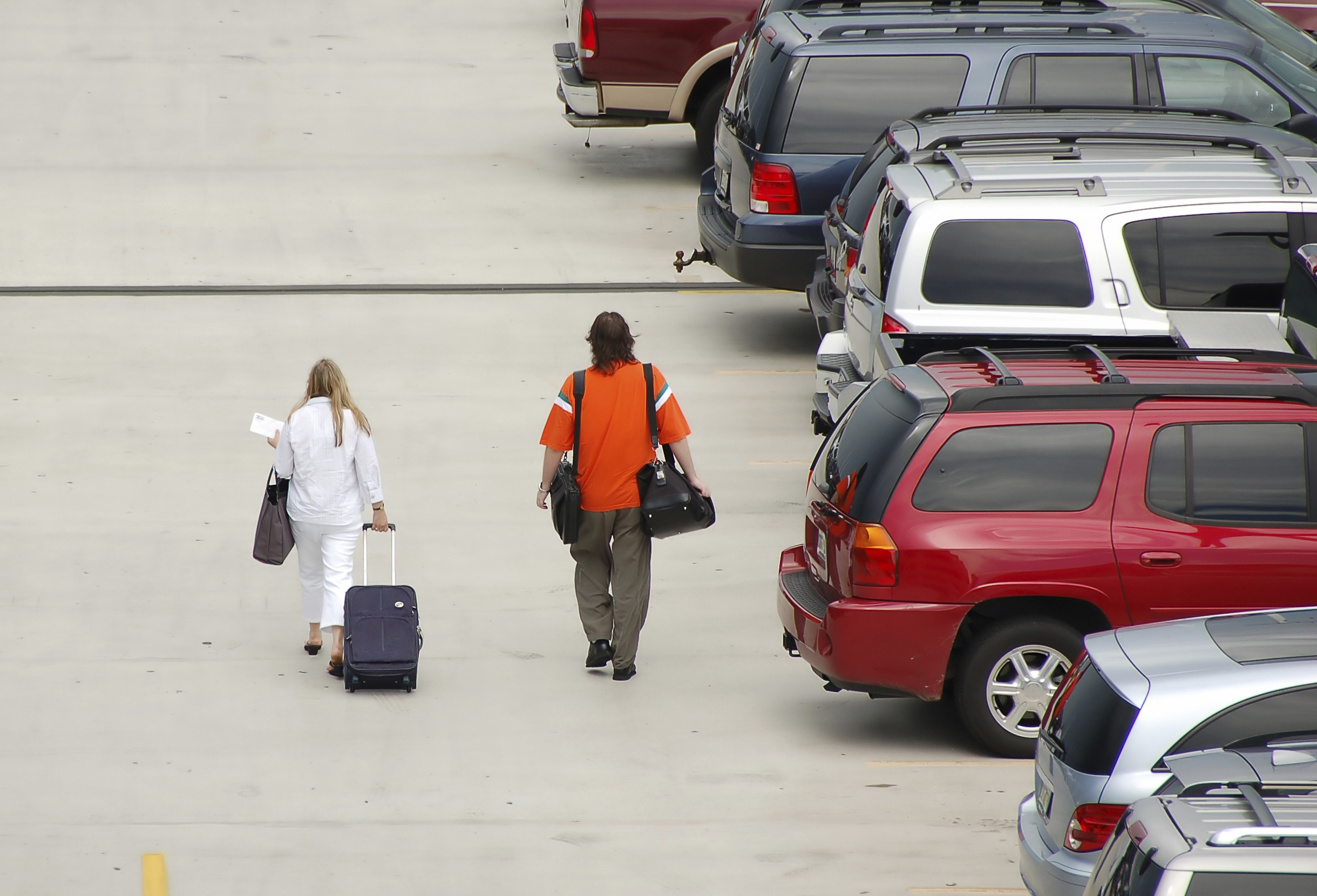 Park Smart, Fly Easy: Your Guide to Airport Parking in Florida